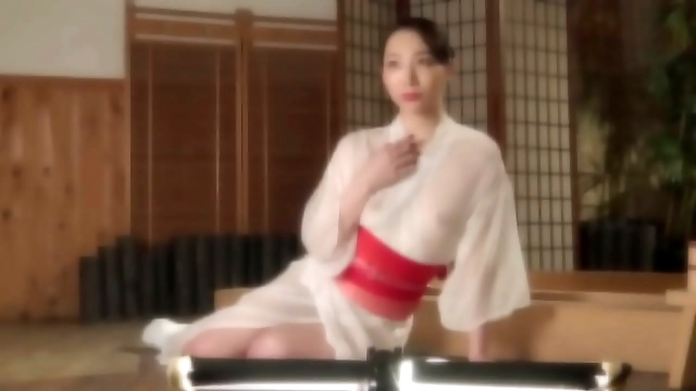 JAV Porn Star Renmi Yoshioka s Enchanting Aura Unleashed in Jyotetsu Tairiku!