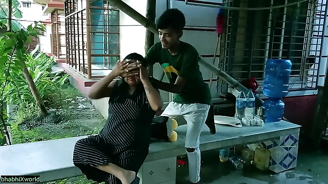 Ravishing Indian Teen Slut Gets Hardcore Fucked in the Bedroom