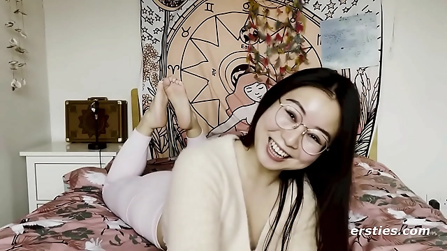 JAV Princess Delights with Cute Smile and Happy Masturbation Show