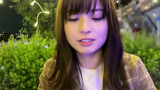 Getting Wet and Horny - Miss Japan Finalist Gets Blown Outdoors! 21-Year-Old Shiryoshi and Nase College Cutie