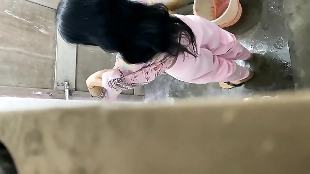 Naughty Bhabhi Strips Naked in the Bathroom - JAV Scene