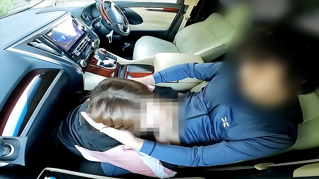 JAV Slut Gets Fucked by Adulterer in Car: MILF Cheats on Husband!