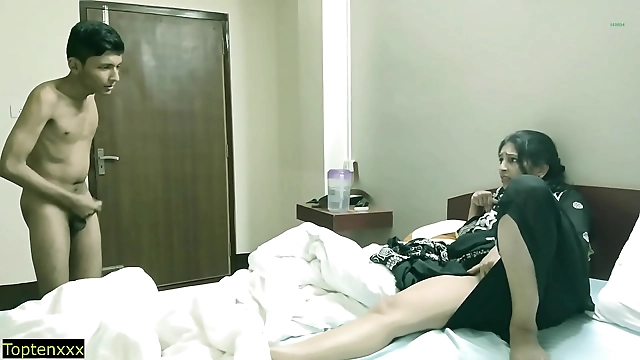 WATCH NOW! Indian Hottie Gets Down with Teen Stud for Insane Sexcapade!